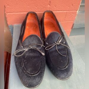 Elegant Black fur Loafers with Bow Detail